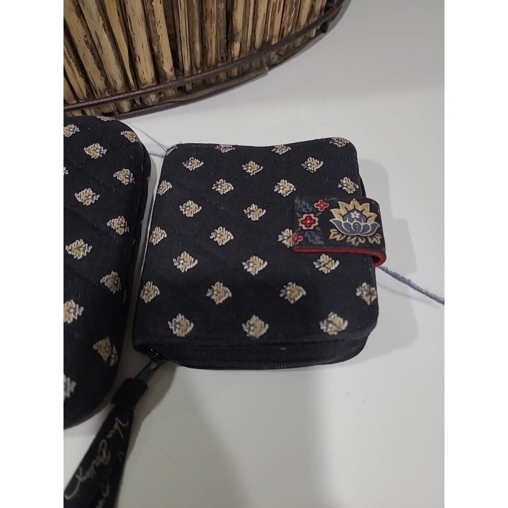 Vera Bradley Retired Black Red and Tan Glass Case and Zip Around Wallet SMBN - Picture 11 of 11